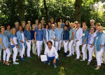 Top2000-kerkdienst in Kandelaar kroepin korhanen hoolter deerns de hoolter deerns 