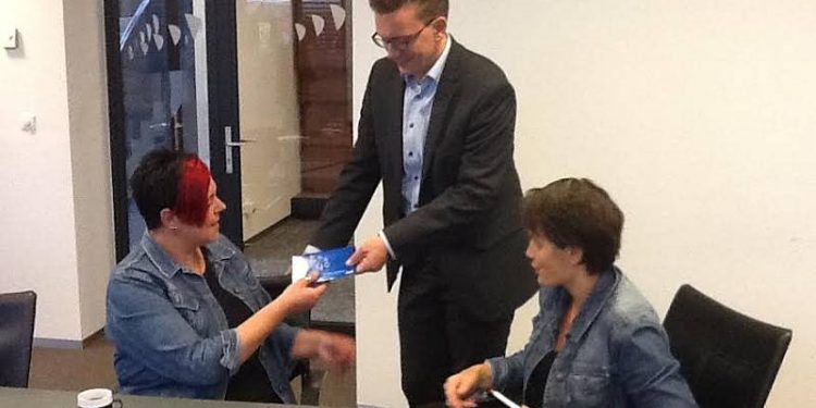 Schouderklopje voor mantelzorgers kulturhus gemeente 