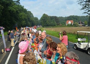 Korendag in Holten op 13 juni "Heel Holten zingt" tastoe smidsbelt de hoolter deerns amazing 