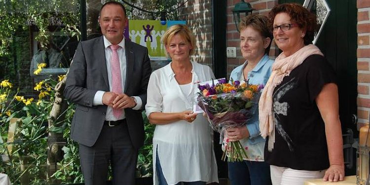 HoltensNieuws.nl Stichting Vrijwillige Thuiszorg Overijssel gecertificeerd! Stichting Vrijwillige Thuiszorg Overijssel gecertificeerd! gemeente