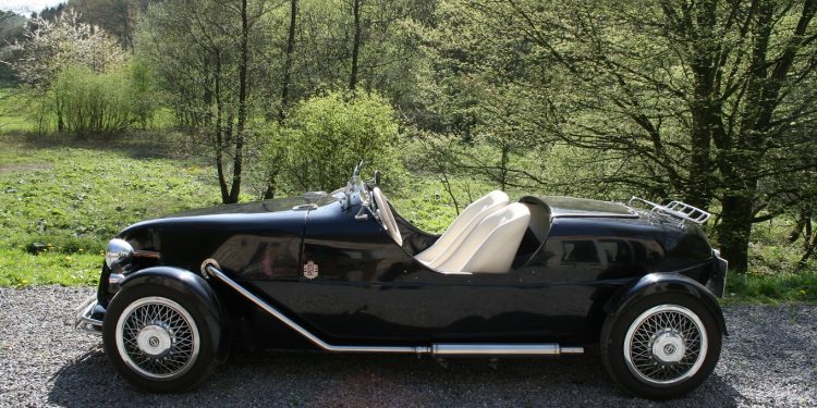 HoltensNieuws.nl Molen- en IJsselvallei rit klassieke auto's Molen- en IJsselvallei rit klassieke auto's mac dijkerhoek