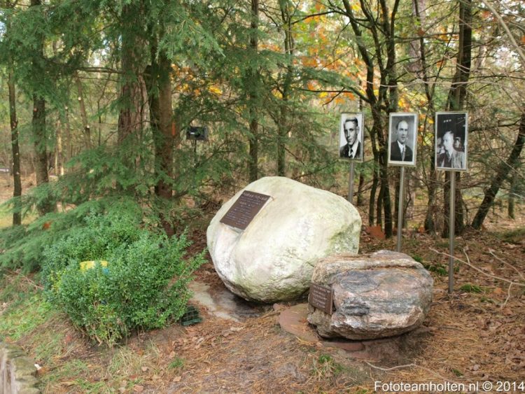 Herdenking Stevensmonument Holten espelo 