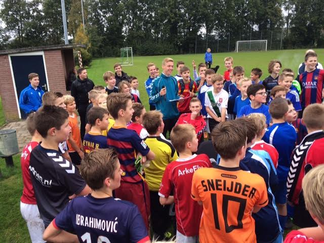 Geslaagd mixtoernooi voor Blauw Wit en Holten blauwwit 