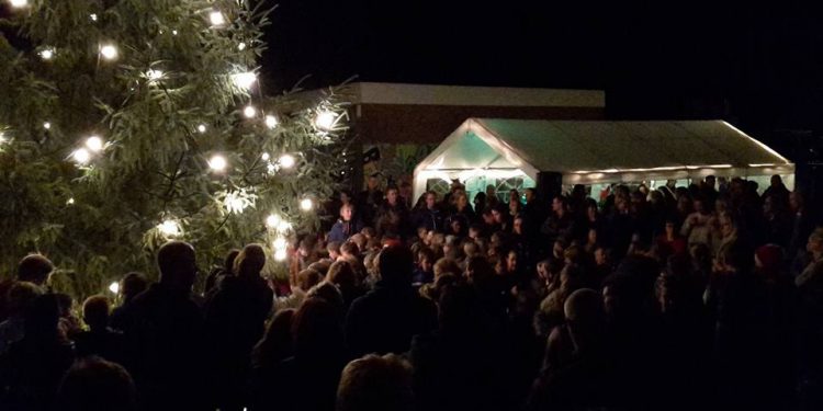 HoltensNieuws.nl Leerkrachten van de Haarschool konden met kerst weer even kind zijn Leerkrachten van de Haarschool konden met kerst weer even kind zijn haarschool