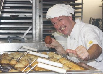 Nijkamp bakt wederom beste oliebol van Nederland nijkamp 