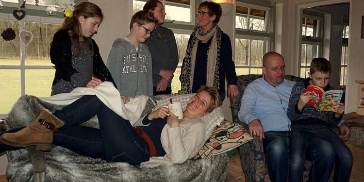 Toneelgroep COV speelt 'SPiT' cov 