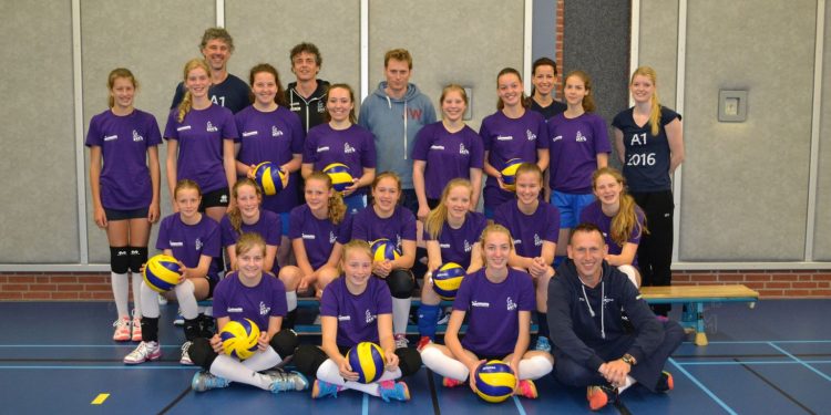 HoltensNieuws.nl Mintonette A1 trainingsweekend samen met team uit het westen Mintonette A1 trainingsweekend samen met team uit het westen mintonette