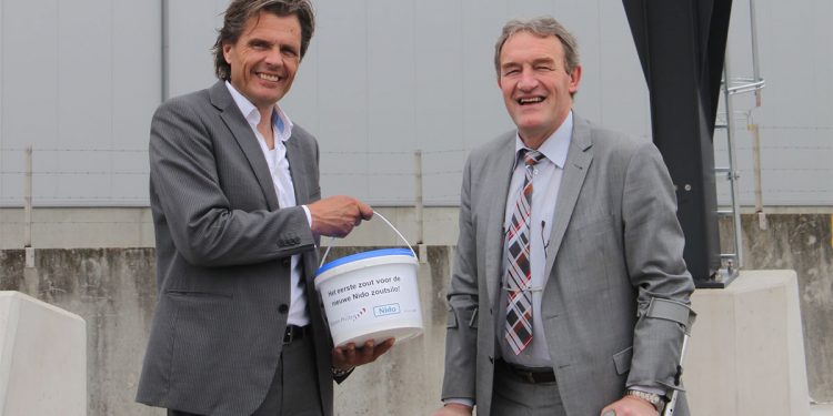 Grootste houten zoutsilo officieel overgedragen aan gemeente gemeente 