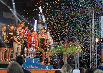 4e supermarkt Super of niet smidsbelt kermis 