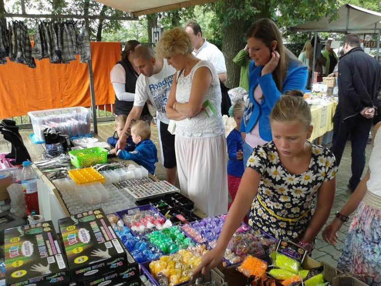 Gezellige zomerfair met Optreden Hoolter Daansers zomerfair espelo dondertman 
