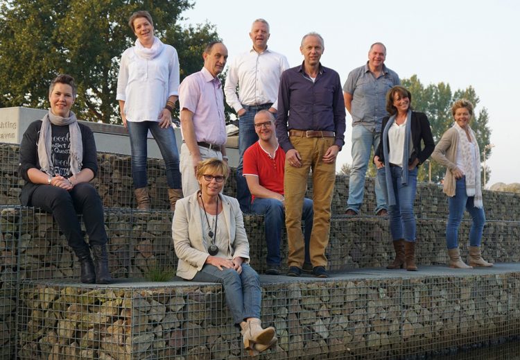Toneelgroep COV speelt herkenbaar toneelstuk 'SPiT' in Kulturhus kulturhus cov 