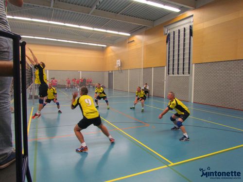 Mintonette heren 1 komt net te kort mintonette 