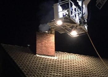 Uitslaande schoorsteenbrand Köllingserf brandweer 