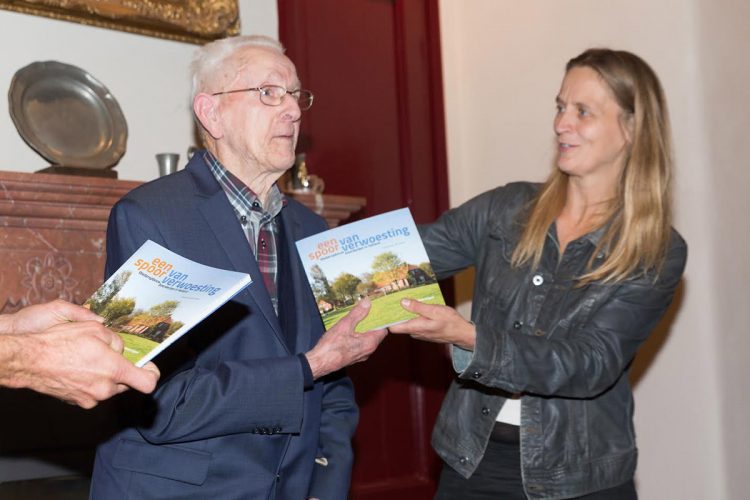 Oorlog trok een spoor van verwoesting door Salland brandweer 