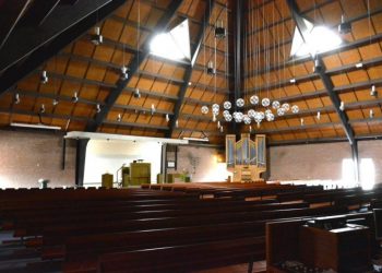 Top2000-kerkdienst in Kandelaar kroepin korhanen hoolter deerns de hoolter deerns 
