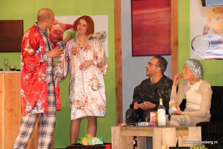 “De baron is in de bonen” buurtvereniging beuseberg beuseberg 