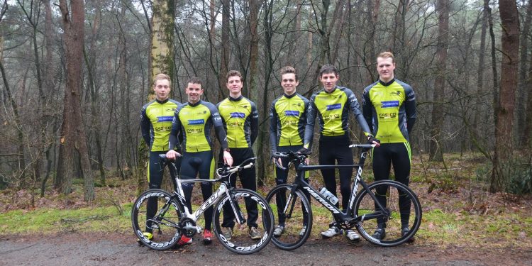 Triathlon Team Holten naar Abu Dhabi triathlon 