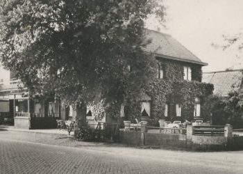 Hoolt’n vuur een klèine honderd joar trugge (1) 