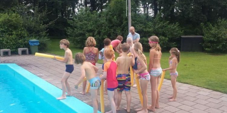 HoltensNieuws.nl Kennismaking ABS Zwemmen Kennismaking ABS Zwemmen