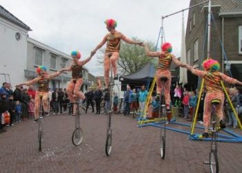Jeugdcircus met wervelende show bij kinderboerderij Dondertman dondertman 