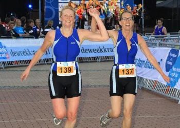 2 e plaats voor Team Triatlon Holten tijdens Supersunday triathlon 