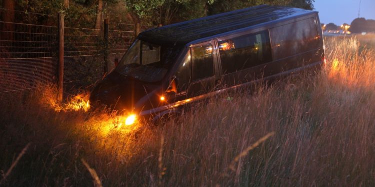 HoltensNieuws.nl Ongeval op de A1 tussen Holten en Bathmen Ongeval op de A1 tussen Holten en Bathmen