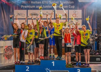 2 e plaats voor Team Triatlon Holten tijdens Supersunday triathlon 