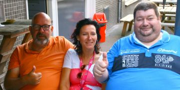 HoltensNieuws.nl Van bakviskes en Kèunedarpers Van bakviskes en Kèunedarpers fienpreuvers carnaval