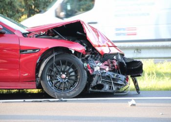 Kopstaart botsing op de A1 tussen Holten en Bathmen 