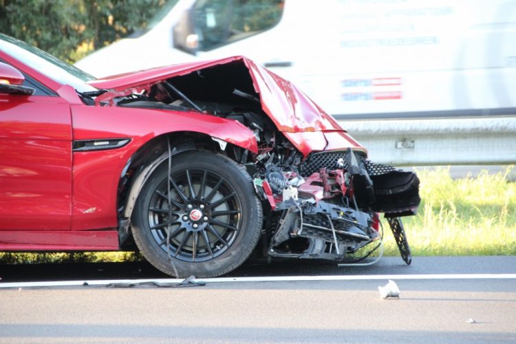 Kopstaart botsing op de A1 tussen Holten en Bathmen 