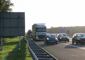 Kopstaart botsing op de A1 tussen Holten en Bathmen 