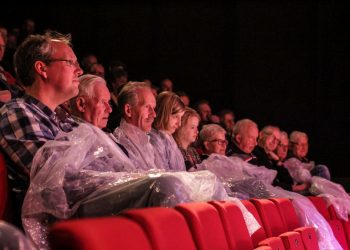 Holtense Revue goed ontvangen kulturhus espelo dijkerhoek beuseberg 