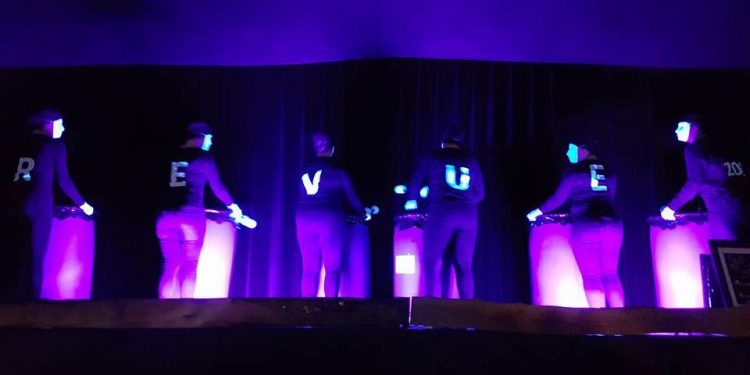 HoltensNieuws.nl Gezamenlijke buurtschappen revue in Kulturhus Gezamenlijke buurtschappen revue in Kulturhus kulturhus espelo dijkerhoek beuseberg