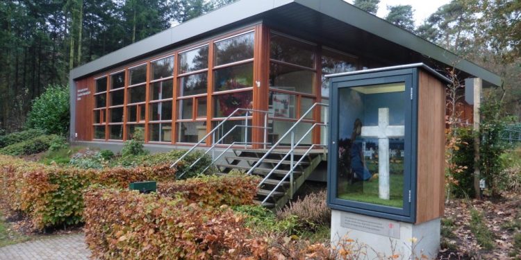 Informatiecentrum Canadese Begraafplaats op 29 oktober gesloten canadese begraafplaats 