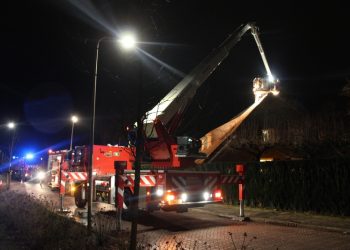 Asbest vrijgekomen bij schoorsteenbrand Vrijheidslaan brandweer 