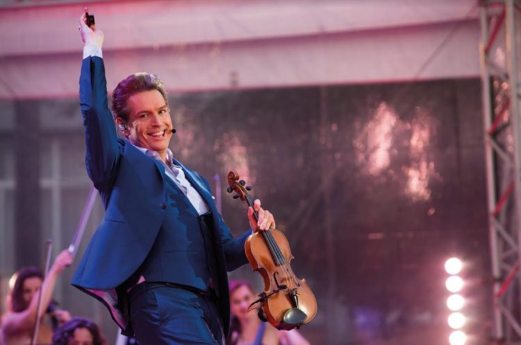 Unieke showavond dijkerhoek 