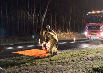 Gewonde bij kopstaart botsing Rijssenseweg brandweer 