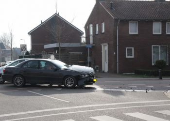Verkeersongeval op de kruising Kolweg / H.J. Wansinkstraat 
