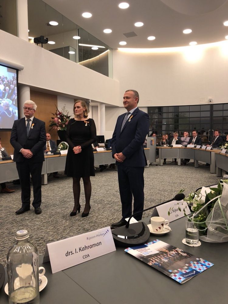 Koninklijke onderscheidingen bij afscheid raadsleden gemeente cda 