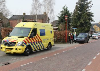 Ongeval tussen bestelauto en fietser kruising Kolweg / Bergmanstraat aanrijding 