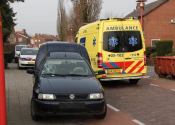 Verkeersongeval  Langstraat te Holten politie aanrijding 
