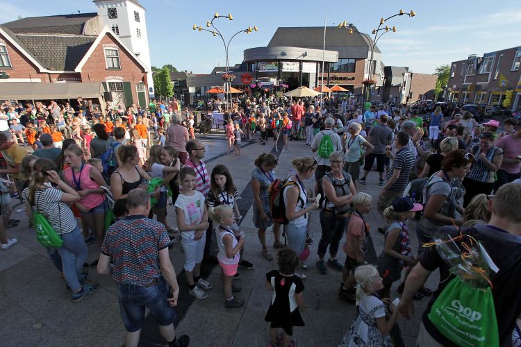 Vrijwilligers maken het verschil bij de Avond4Daagse Holten avond4daagse holten avond4daagse 