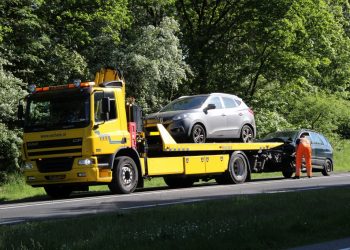 Kop-staartbotsing op de Rijssenweg-N350 