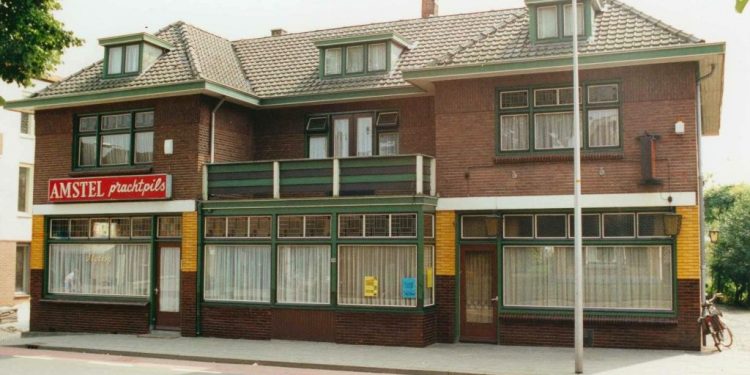 Grote reünie Café Maats daglicht 