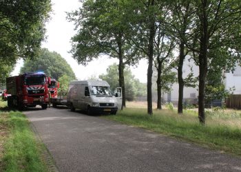 Brand in meterkast van bedrijfsverzamelgebouw in Holten brandweer 