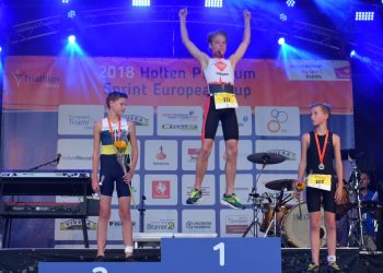 Triathlon Holten met Rachel Klamer gewenste winnaar triathlon 