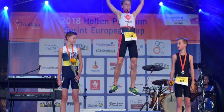 Henrik Rensen uit Holten snelste Rabo Kids Triathlon triathlon 