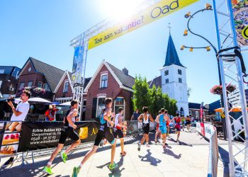 Mark Muller slaat dubbelslag op Olympische afstand triathlon nijkamp muller 
