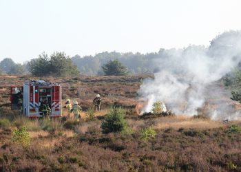 Heidebrand op de Sallandse Heuvelrug sallandse heuvelrug brandweer 