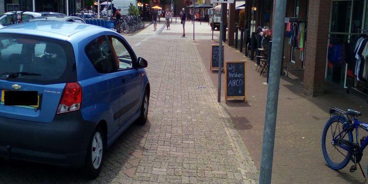 Inrijverbod vanaf Kalfstermansweide parkeerplaats naar Dorpsstraat 
